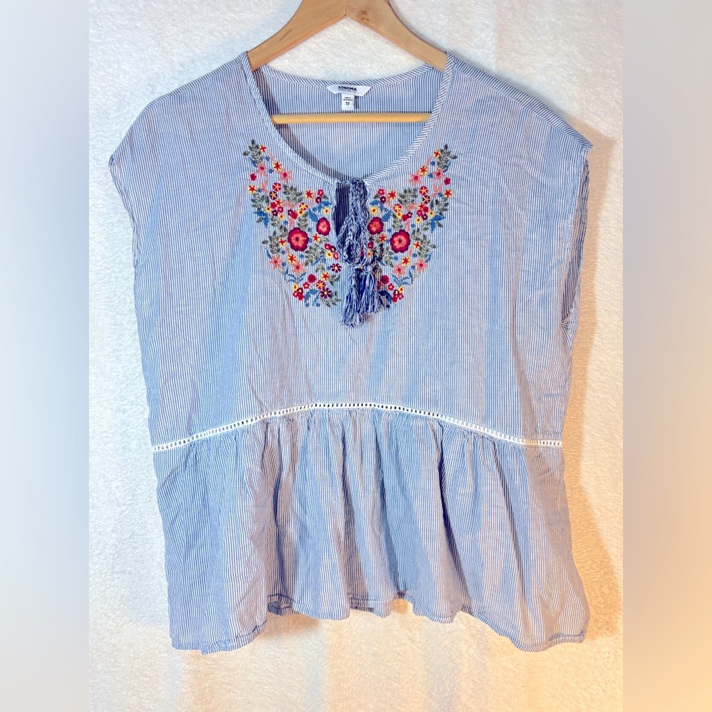 Sonoma - Blue/White Striped Embroidered Shirt - M